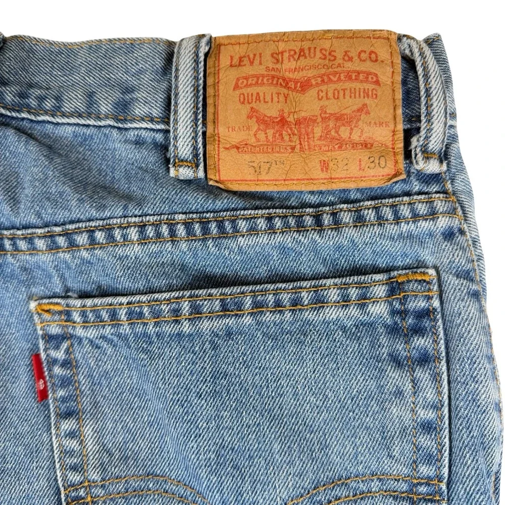 Levis 517 Bootcut Jeans Mens 32x30 Blue Denim Medium Wash Cotton 00517-0216